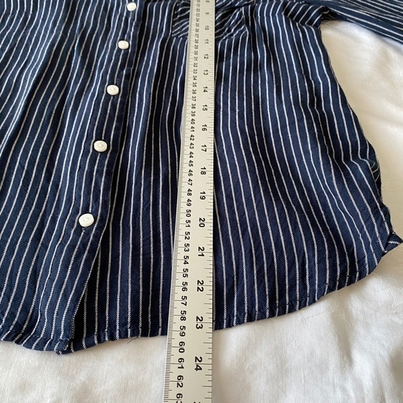Tommy Hilfiger Women's Navy Pin-Striped Long Sleeve Button Up Shirt Size Small - Picture 9 of 12